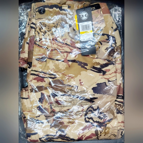 Under Armour Barren Camouflage Mid-Season Pants Sz M Men NWT